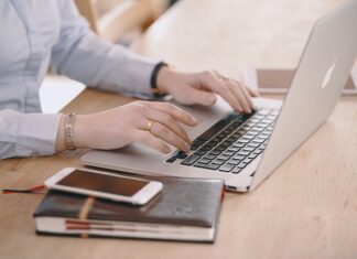 Czy urząd pracy może zapłacić za studia?