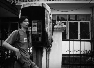 Jak sprawdzić czy iPhone był otwierany? Jak sprawdzić czy iPhone był otwierany?