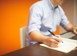 Jakie obszary reguluje prawo handlu internetowego? Jakie obszary reguluje prawo handlu internetowego?